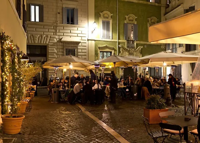 Close To The Pantheon * Roma
